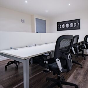 Postes de coworking à la journée